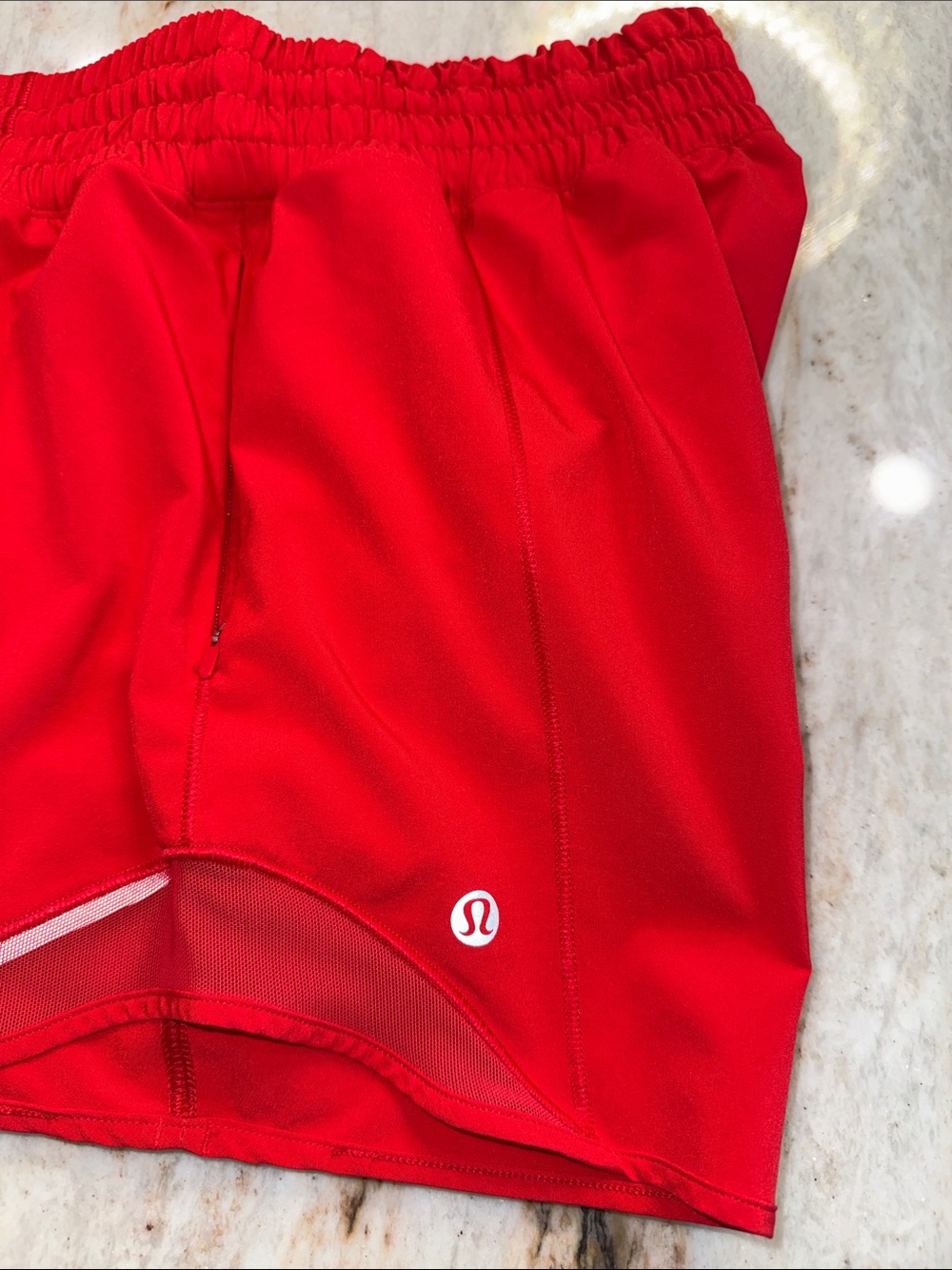 🔥 Lululemon Hotty Hot High-Rise Lined Short 4" Lulu Red SIZE 6 - Picture 11 of 14